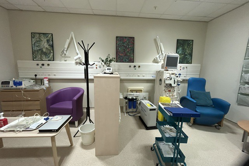 The new patient education suite at Manchester Royal Infirmary with home dialysis equipment and seating